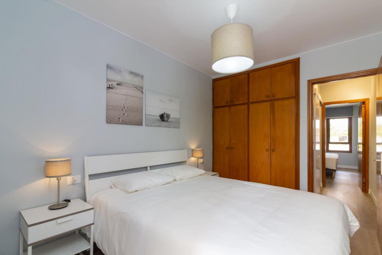 Homeforguest New Modern Apartment With Pool Арона Екстериор снимка